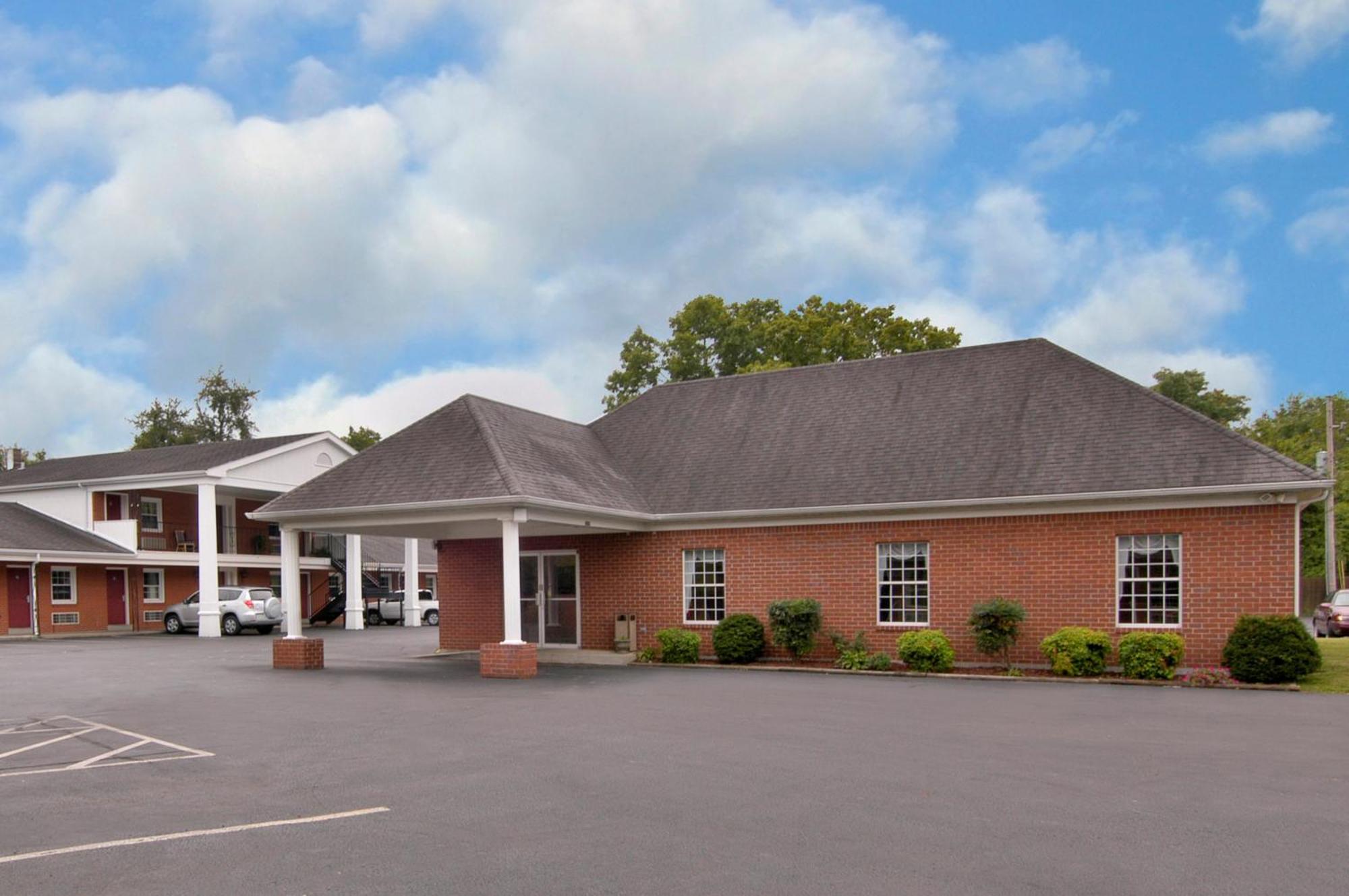 Bourbon Capital Inn Bardstown Exteriér fotografie